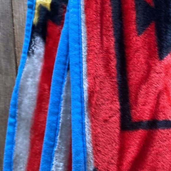 Queen Plush Southwest Design Queen Blanket - Picture 3 of 4